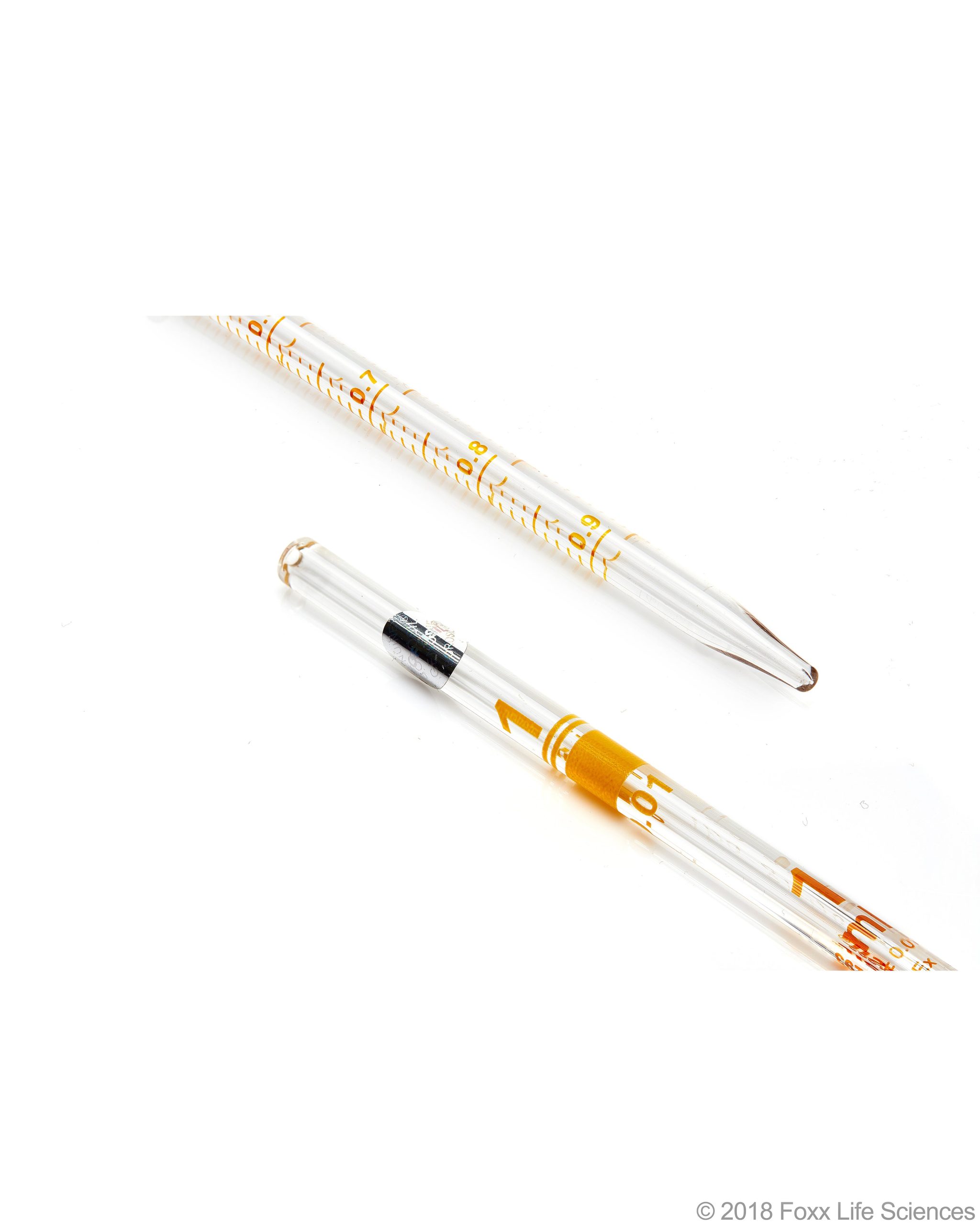 1_pipette_close.jpg